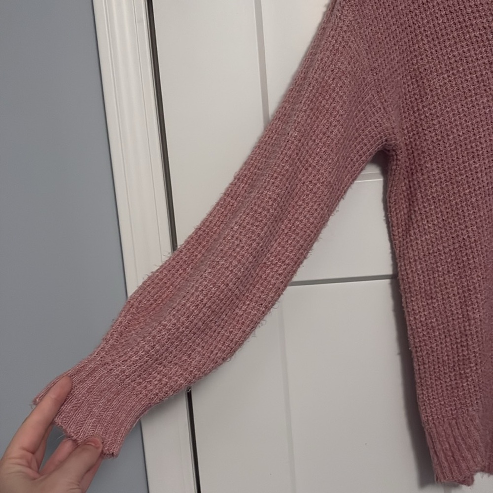 Women's light pink knit sweater size: XS - Picture 2 of 6